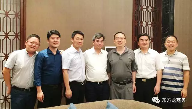 陪同外资真空冷链物流投资选址项目方实地考察泰州海陵,三方共同签订投资意向协议,并交流政府产业引导基金合作模式 陪同外资真空冷链物流投资选址项目方实地考察泰州海陵,三方共同签订投资意向协议,并交流政府产业引导基金合作模式