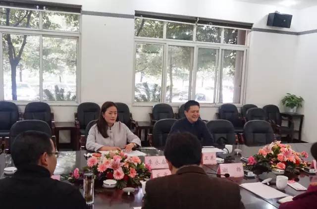 东方龙商务与四川彭州工业开发区签订招商引资合作协议