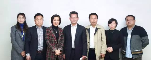 中华-伊斯兰关系理事会理事长丁厚飞博士来访上海东方龙商务深入洽谈一带一路建设合作