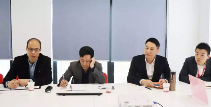 【对接】东方龙商务上海总部举行高能纳米电池项目政府对接会，双方将实地考察推进合作