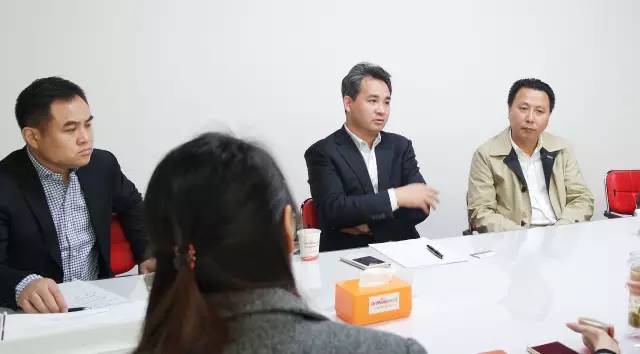 中华-伊斯兰关系理事会理事长丁厚飞博士来访上海东方龙商务深入洽谈一带一路建设合作