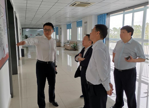 深圳分公司陪同政府园区对接考察高端数控机床投资选址项目，双方达成多项合作共识